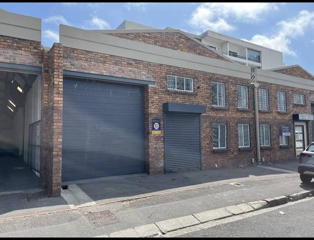 INDUSTRIAL PROPERTY TO RENT IN WOODSTOCK